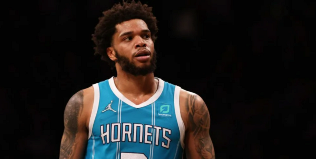 Hornets extend qualifying offers to Miles Bridges, PJ Washington